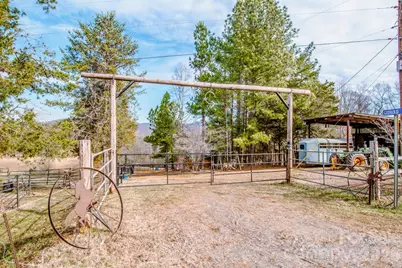 508 Liles Lane, Hiddenite, NC 28636 - Photo 3