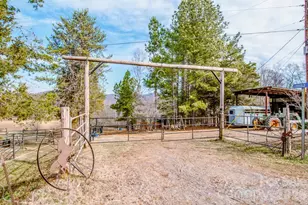 508 Liles Ln, Hiddenite, NC 28636 - Photo 3