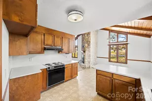 2010 Sprucewood St, Albemarle, NC 28001 - Photo 17