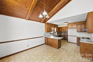 2010 Sprucewood St, Albemarle, NC 28001 - Photo 17