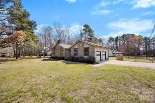 2010 Sprucewood St, Albemarle, NC 28001 - Photo 41