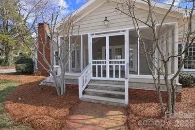 415 N Greenbriar Road, Statesville, NC 28625 - Photo 37