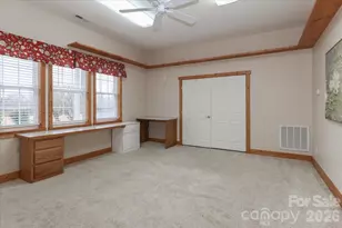 415 N Greenbriar Rd, Statesville, NC 28625 - Photo 47