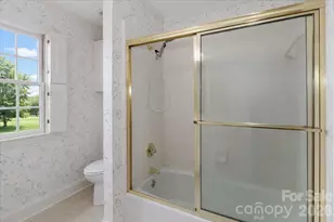 415 N Greenbriar Rd, Statesville, NC 28625 - Photo 31