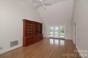 415 N Greenbriar Rd, Statesville, NC 28625 - Photo 7