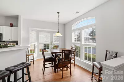 4723 Forestridge Commons Drive, Charlotte, NC 28269 - Photo 7