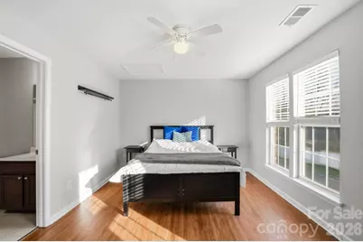 4723 Forestridge Commons Drive, Charlotte, NC 28269 - Photo 29