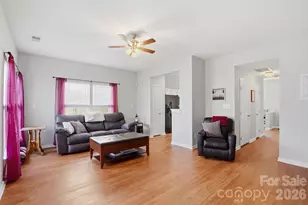 4723 Forestridge Commons Dr, Charlotte, NC 28269 - Photo 13