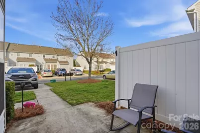 4723 Forestridge Commons Drive, Charlotte, NC 28269 - Photo 21