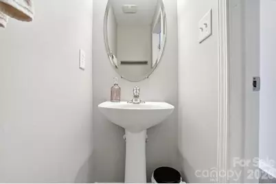 4723 Forestridge Commons Drive, Charlotte, NC 28269 - Photo 19