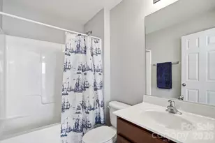 4723 Forestridge Commons Dr, Charlotte, NC 28269 - Photo 31