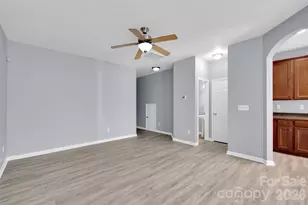 11722 Prideland Ct, Charlotte, NC 28273 - Photo 3