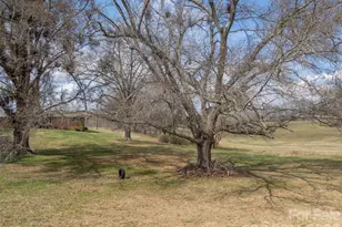 414 Sandy Run Church Rd, Mooresboro, NC 28114 - Photo 37