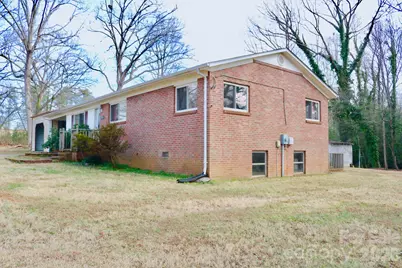 2280 19th Avenue NE, Hickory, NC 28601 - Photo 21