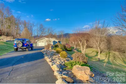 220 Grand View Lane, Burnsville, NC 28714 - Photo 3