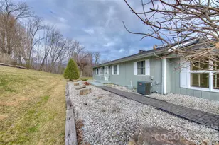 220 Grand View Ln, Burnsville, NC 28714 - Photo 37