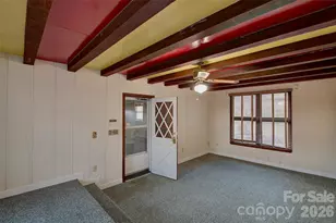 220 Grand View Ln, Burnsville, NC 28714 - Photo 23