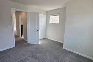 12121 Gambrell Dr, Charlotte, NC 28278 - Photo 5