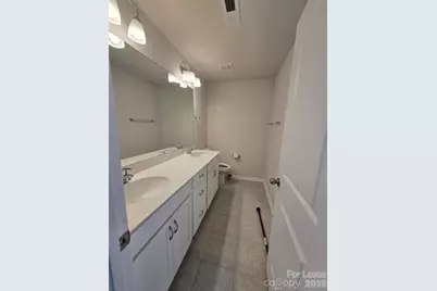 12121 Gambrell Drive, Charlotte, NC 28278 - Photo 9