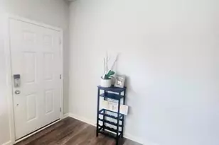 5240 Kinsbridge Dr, Charlotte, NC 28227 - Photo 7