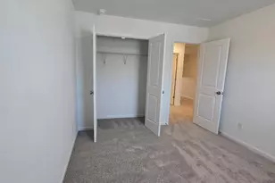 5240 Kinsbridge Dr, Charlotte, NC 28227 - Photo 5