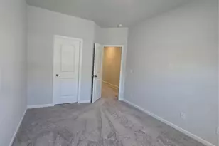 5240 Kinsbridge Dr, Charlotte, NC 28227 - Photo 23