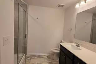 5240 Kinsbridge Dr, Charlotte, NC 28227 - Photo 9