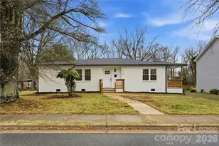 523 Biltmore St, Mooresville, NC 28115 - Photo 1