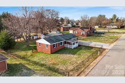 606 Park Avenue, Morganton, NC 28655 - Photo 11