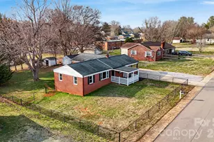 606 Park Ave, Morganton, NC 28655 - Photo 11