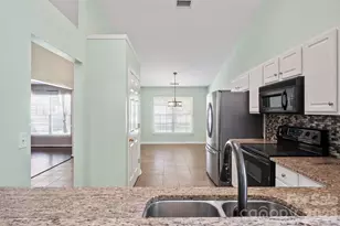 1838 Summit Ridge Ln, Kannapolis, NC 28083 - Photo 9