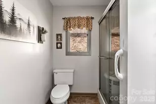 60 Little Creek Dr, Canton, NC 28716 - Photo 31