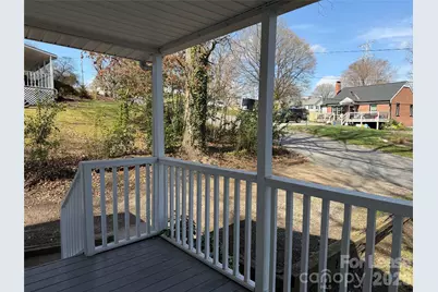 603 E 8th Avenue, Gastonia, NC 28054 - Photo 3