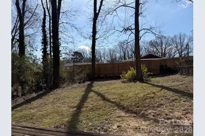 603 E 8th Avenue, Gastonia, NC 28054 - Photo 17