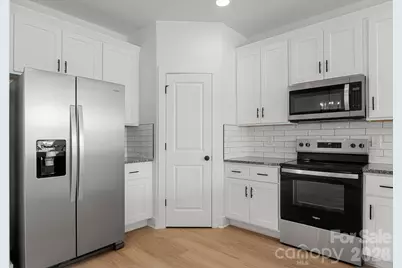 106 Indian Wells Court, Harmony, NC 28634 - Photo 9