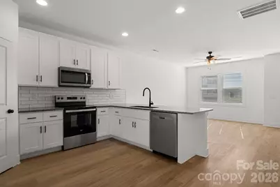 106 Indian Wells Court, Harmony, NC 28634 - Photo 11