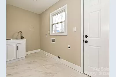 441 Holly Circle, Mount Holly, NC 28120 - Photo 15