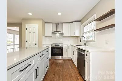 441 Holly Circle, Mount Holly, NC 28120 - Photo 3