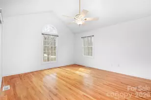 2241 Cordia Cir, Newton, NC 28658 - Photo 9