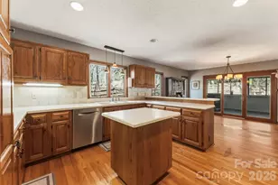 10 Thornwood Ct, Clover, SC 29710 - Photo 9