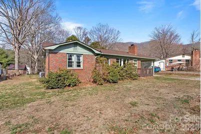 303 Stonewall Avenue, Swannanoa, NC 28778 - Photo 3