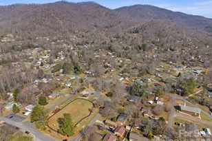 303 Stonewall Ave, Swannanoa, NC 28778 - Photo 37