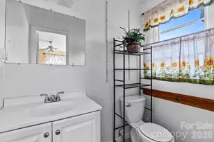 303 Stonewall Ave, Swannanoa, NC 28778 - Photo 17