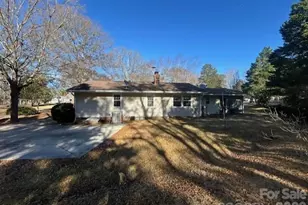 408 Gillsbrook Rd, Lancaster, SC 29720 - Photo 21