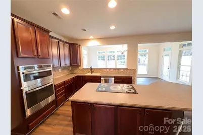 2718 Phillips Woods Lane, Matthews, NC 28105 - Photo 3