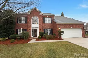 2718 Phillips Woods Ln, Matthews, NC 28105 - Photo 1