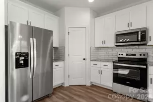 109 Indian Wls Ct, Harmony, NC 28634 - Photo 11