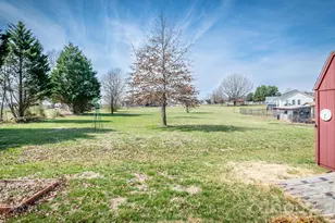 370 Weathers Creek Rd, Troutman, NC 28166 - Photo 27