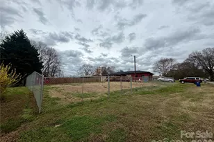 701 Cherry Ln, Shelby, NC 28150 - Photo 23