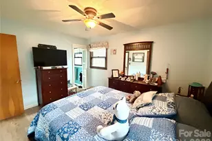 701 Cherry Ln, Shelby, NC 28150 - Photo 11